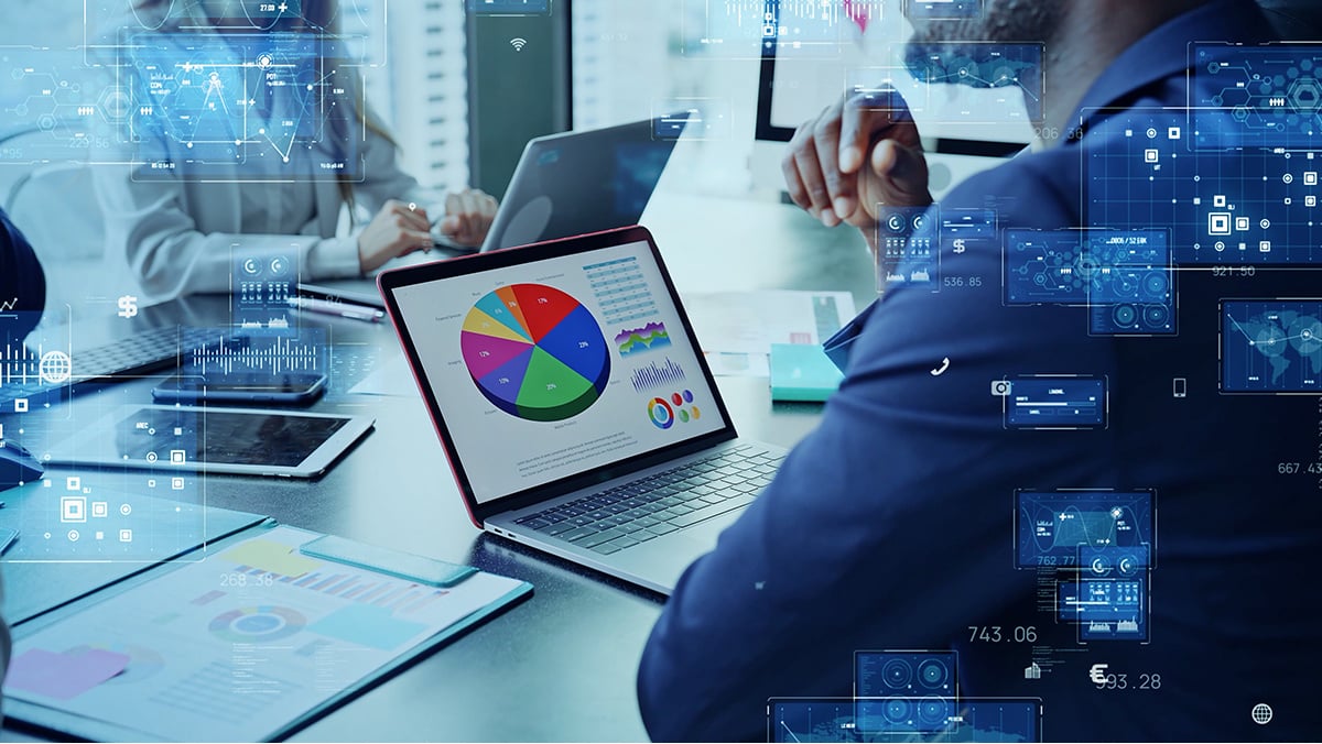 Insights_aveniq_avadis_outsourcing